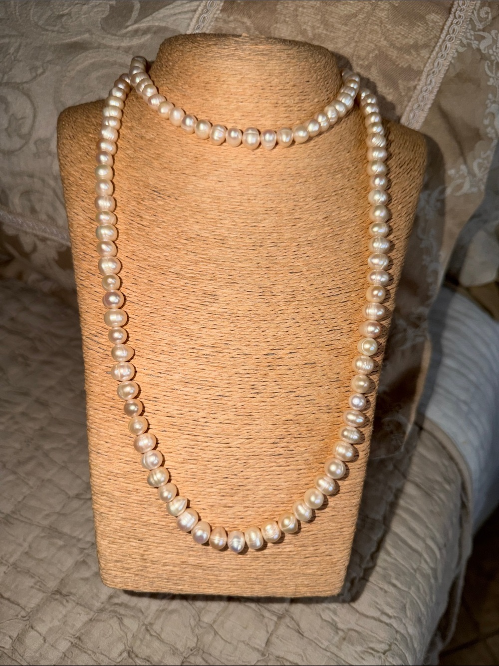 Classic Freshwater Pearl Strand Necklace opera length- Ivory gorgeous quality - Picture 9 of 16